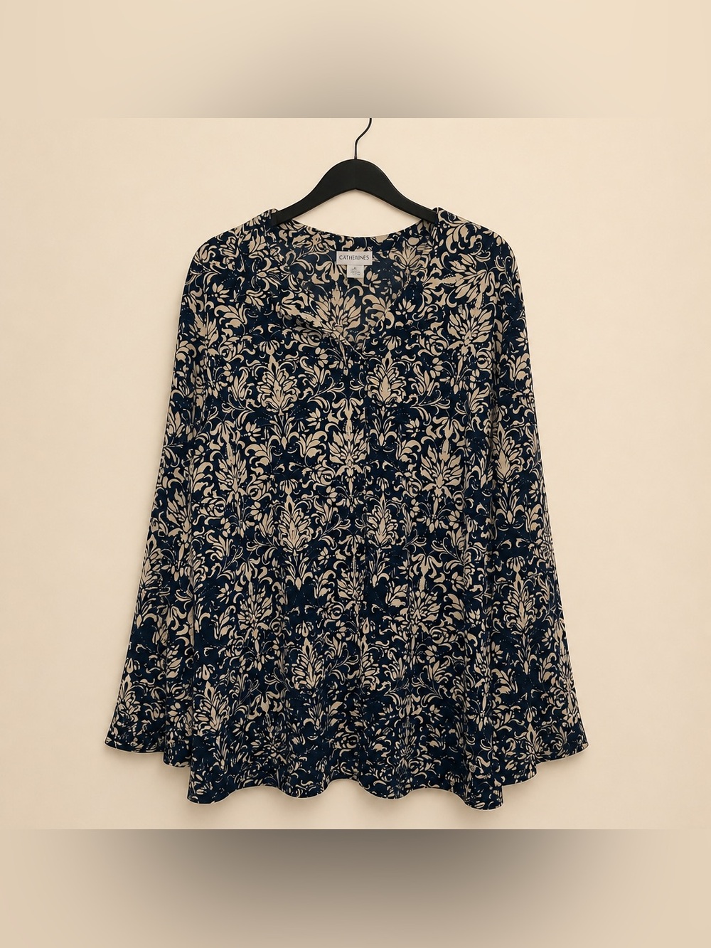 Catherines 3x Polyester Spandex Navy and Tan Floral Damask Long Sleeve Blouse